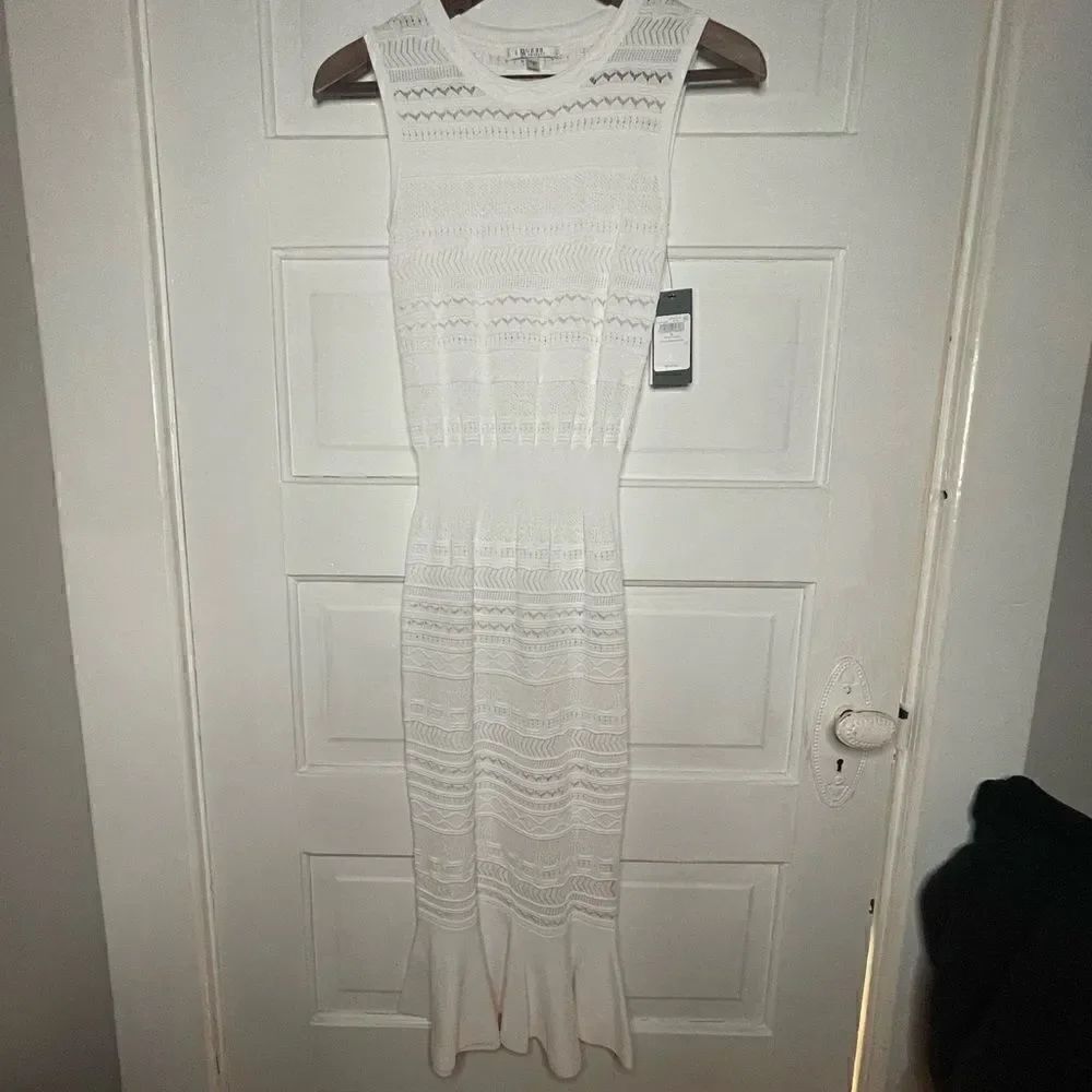 NWTs Guess Arielle Sweater Pick Styled Ruffled Hem White Dress Size Small